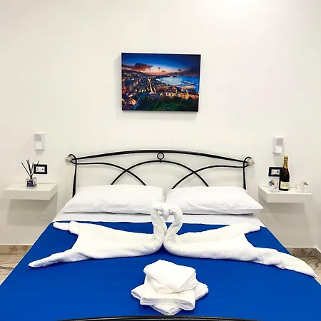 Apartament Castellano Neapol